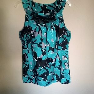 NWOT Teal blue sleeveless blouse Size M